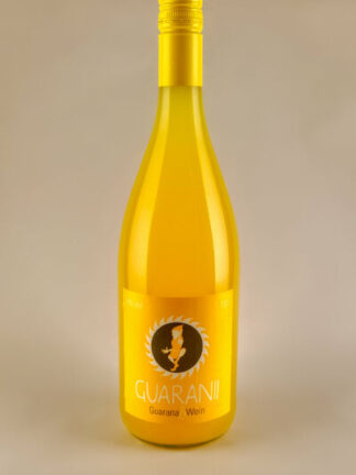 1 Liter Flasche GUARANII Der Gelbe: Fruchtiger Weißwein mit Orange, Passionsfrucht und belebendem Guarana aus dem brasilianischen ONCA Projekt